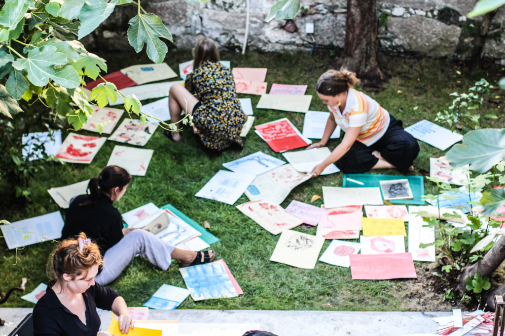 Collective editing at the 2019 Illustration Summer School, Porto, Portugal. Image courtesy Karen Lacroix.